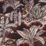 Illustratie van fantasierijke tropische planten in rood- en paarstinten uit het Arte Balata Garden patroon.