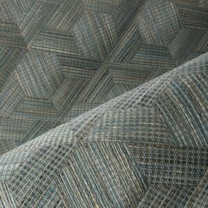Detailopname van het Arte Reflect 52480 wandbekleding met een geometrisch, geweven 3D-patroon in blauwtinten.