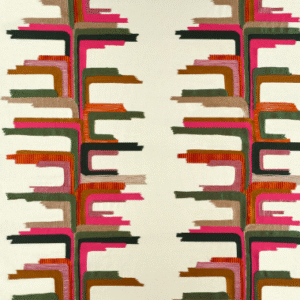 Abstract patroon op stof met kleurrijke, gestileerde vormen in roze, groen, oranje en zwart, uit de Elitis Boty LZ 896-54 collectie.