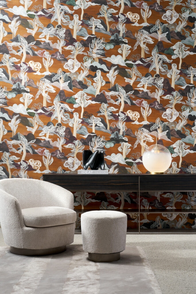 Arte Alaya Saranda behang in kleur Amber Woods (11541) - Interieur impressie