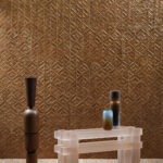 Arte Luster Abalone behang in kleur Mocha (70322) - Interieur impressie