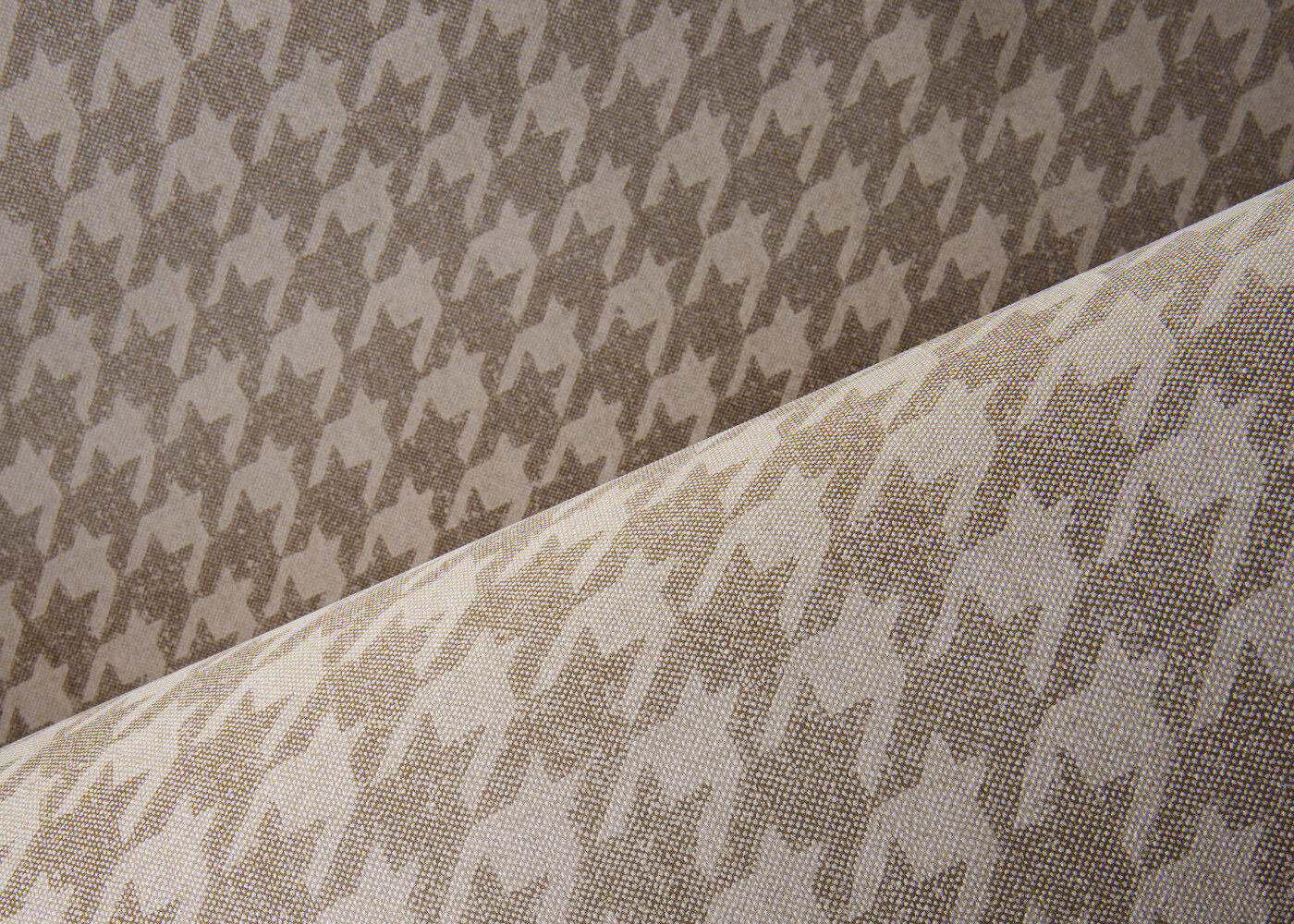 Flamant Caractere Pied De Poule