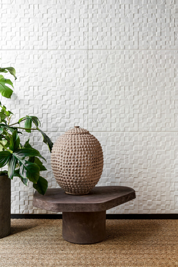 Arte Babylon Adobe behang in kleur Cream (97030) - Interieur impressie