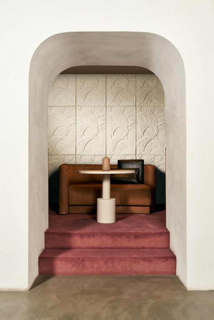 Arte Babylon Medjoul behang in kleur Dune (97021) - Interieur impressie