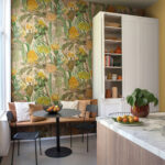 Arte Birds of paradise The botanist behang in kleur BOP601 (BOP601) - Interieur impressie