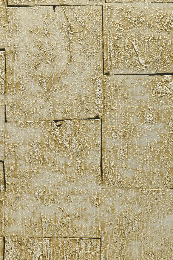 Arte Boutique Gilded Heritage behang in kleur Warm Silver (90502) - Product close-up
