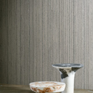 Arte Cameo Linea behang in kleur Rocky Grey (66071) - Interieur impressie