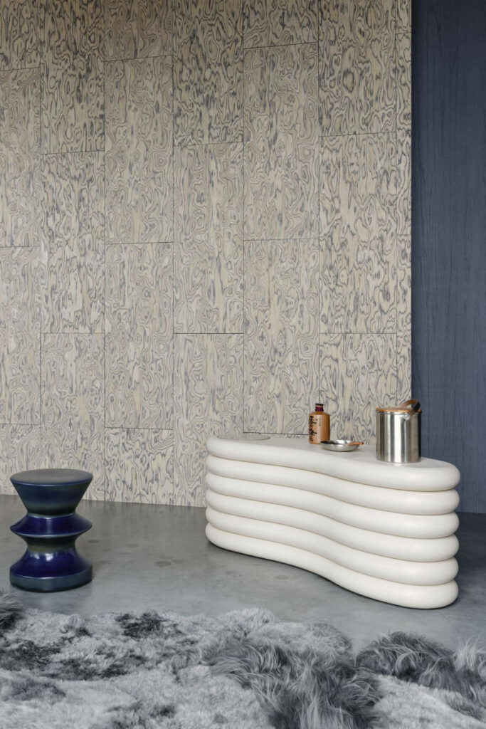 Arte Embleme Coti behang in kleur Shadow (30801) - Interieur impressie