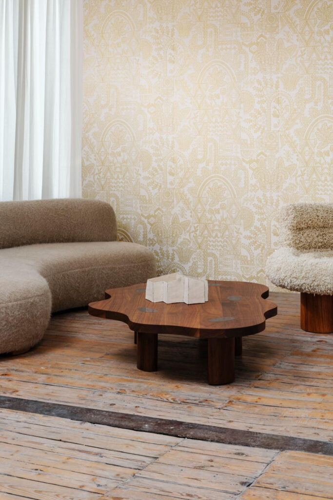 Arte Embleme Joie behang in kleur White Gold (30810) - Interieur impressie