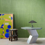 Arte Embleme Pyxis behang in kleur Iguana (38015A) - Interieur impressie