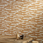 Arte Essentials costura Gabarit behang in kleur Butterscotch White (57564) - Interieur impressie