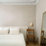 Arte Essentials kaolin Fragment behang in kleur Dove (30333) - Interieur impressie