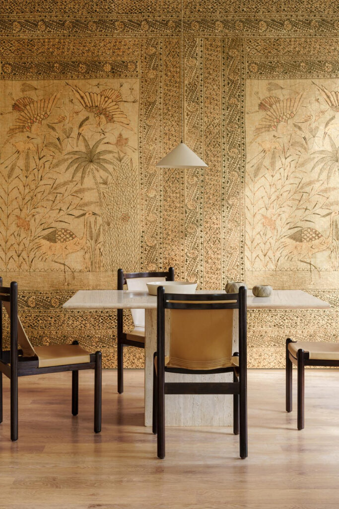 Arte Essentials kaolin Passeggio behang in kleur Bright Sunset (30371) - Interieur impressie