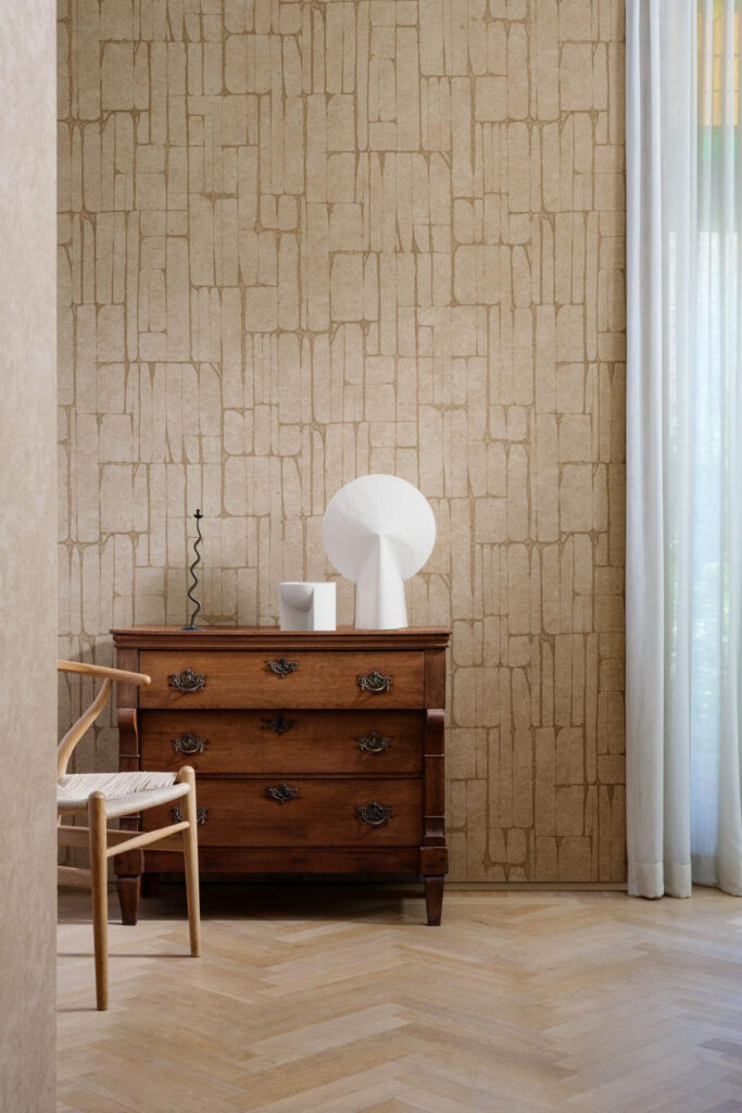 Arte Essentials kaolin Solco behang in kleur Tan (30363) - Interieur impressie