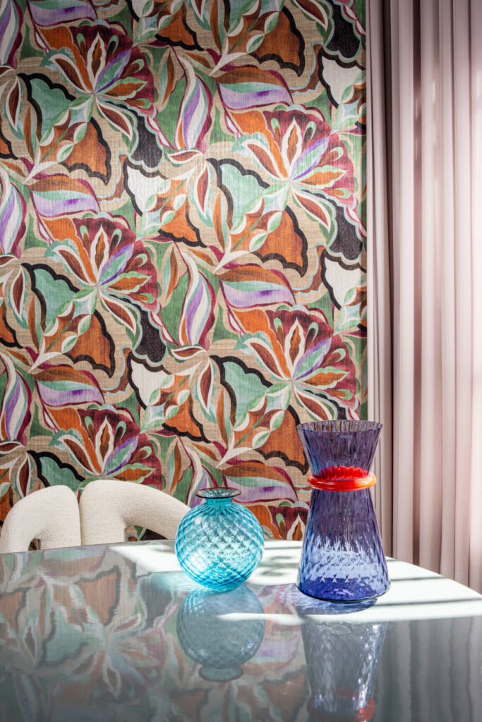 Arte Essentials tangram Myriad behang in kleur Summer Bouquet (24100) - Interieur impressie