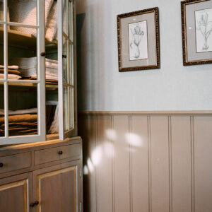 Flamant the wallpaper collection Lin behang in kleur Perle (40017) - Interieur impressie