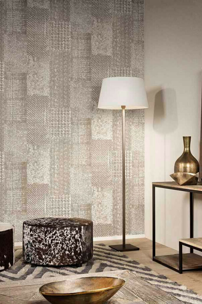 Flamant caractere Patchwork behang in kleur Flax (12050) - Interieur impressie