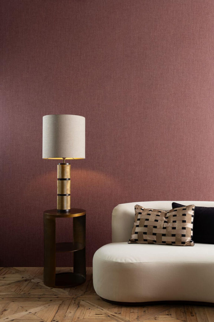 Flamant honore Terre de lin behang in kleur Sang de Boeuf (78252) - Interieur impressie