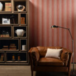 Flamant les rayures stripes Bayadere behang in kleur Balmoral Red (78107) - Interieur impressie