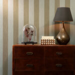 Flamant les rayures stripes Stripe behang in kleur Winter Fjord (30022) - Interieur impressie