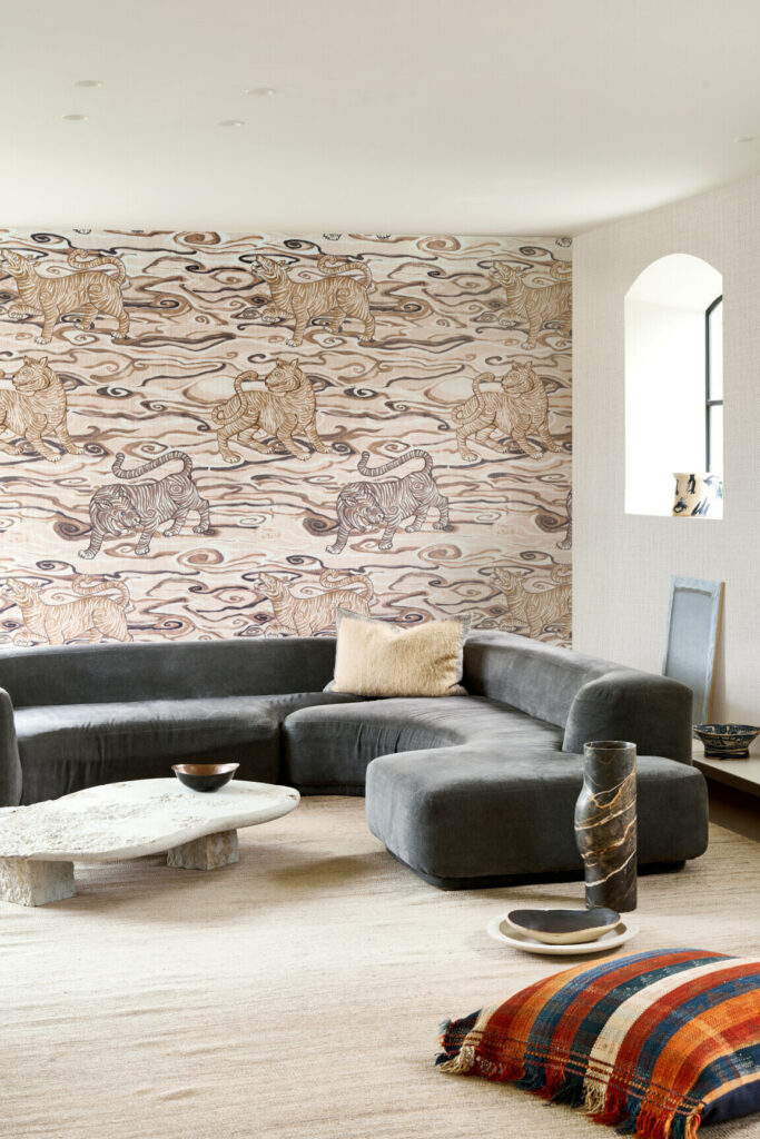 Arte Gitane Tigris behang in kleur White Tiger (49571) - Interieur impressie