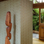 Arte Icarus Alata behang in kleur Duck Egg (15712) - Interieur impressie