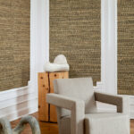 Arte Les forets Ruban behang in kleur Oak (48071) - Interieur impressie