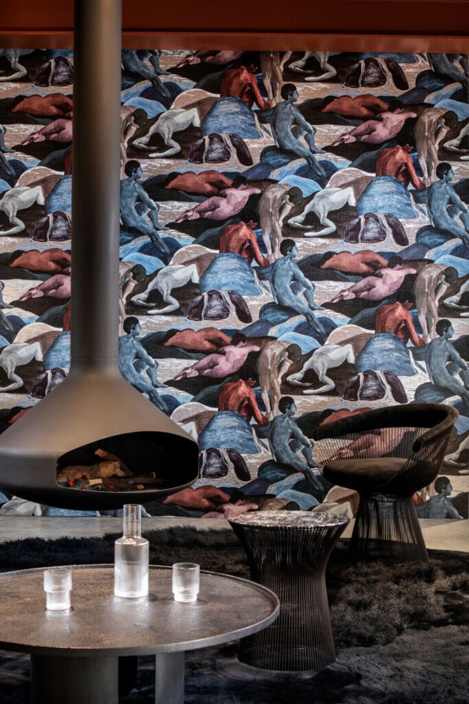 Arte Les thermes Saturnia behang in kleur Platinum (70500) - Interieur impressie