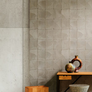 Arte Manila Atlas behang in kleur Ash (64533) - Interieur impressie