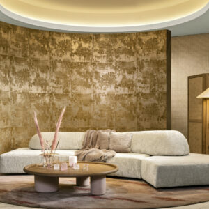 Arte Metal x patina Platinum behang in kleur Warm Gold (85500A) - Interieur impressie