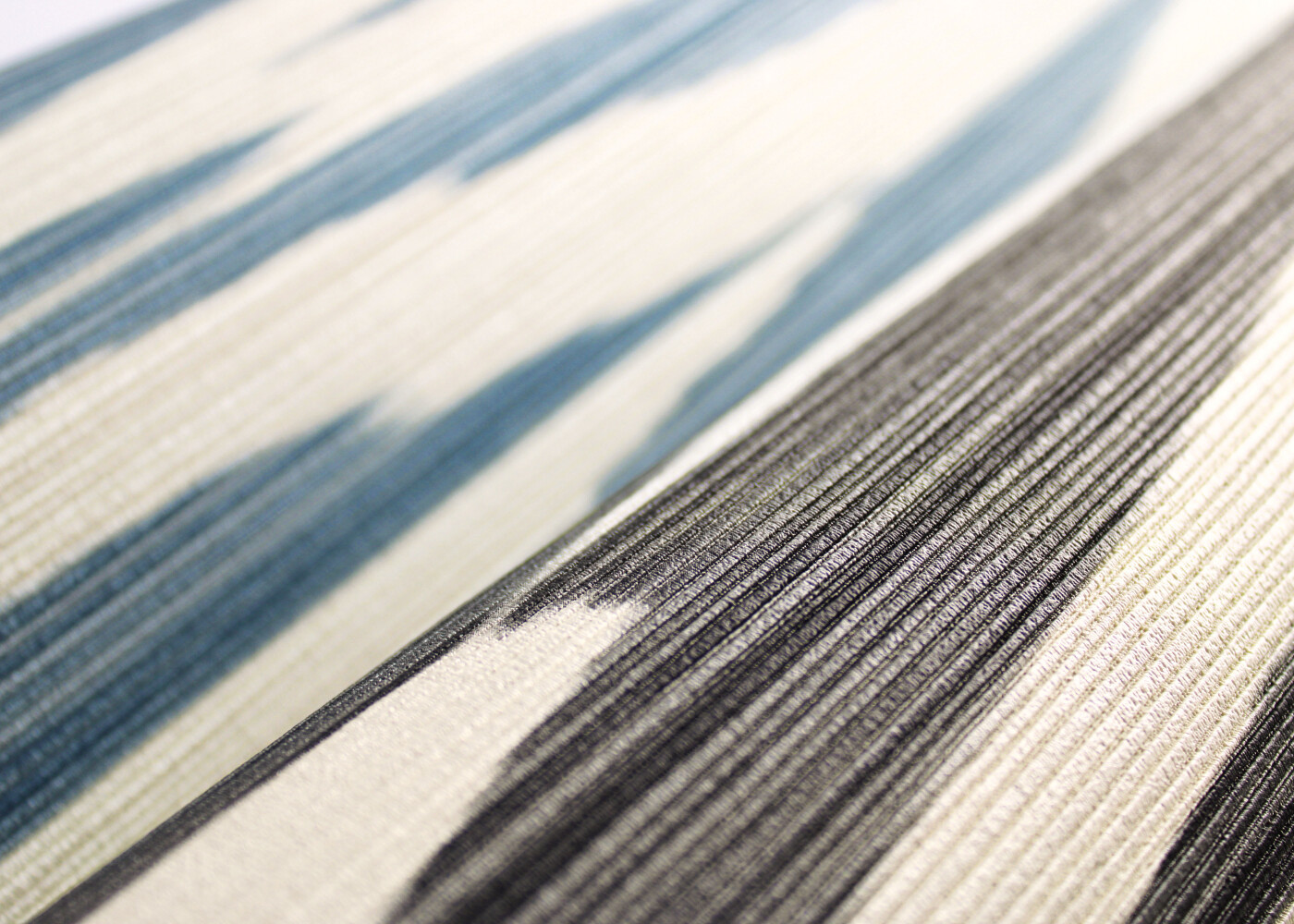 Missoni Home Wallcoverings 04 Flamed Zigzag