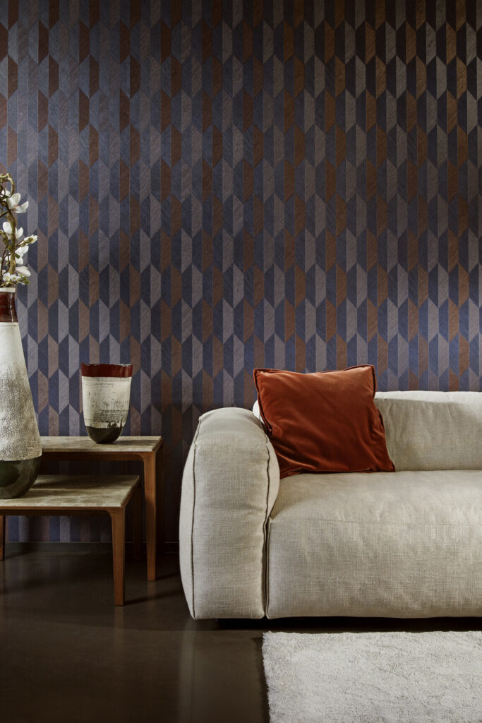 Arte Monsoon 20 Arrow behang in kleur Copper Night (26525A) - Interieur impressie