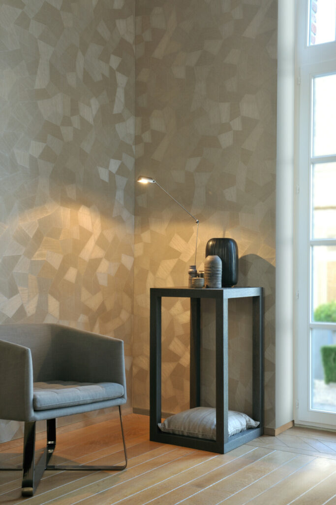Arte Monsoon 20 Facet behang in kleur Golden Sand (75301A) - Interieur impressie