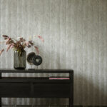 Arte Monsoon 20 Itaya behang in kleur Dove Grey (75404B) - Interieur impressie