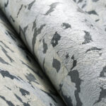 Moooi wallcovering extinct animals Armoured boar behang (MO2111) - Sfeerbeeld