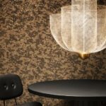 Moooi wallcovering extinct animals Bearded leopard behang in kleur Blackened Gold (MO2053) - Interieur impressie