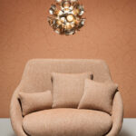 Moooi wallcovering extinct animals Calligraphy bird behang in kleur Blossom (MO2013) - Interieur impressie