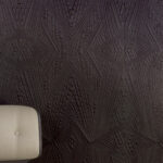 Moooi wallcovering extinct animals Dwarf rhino behang in kleur Charcoal (MO2085) - Interieur impressie