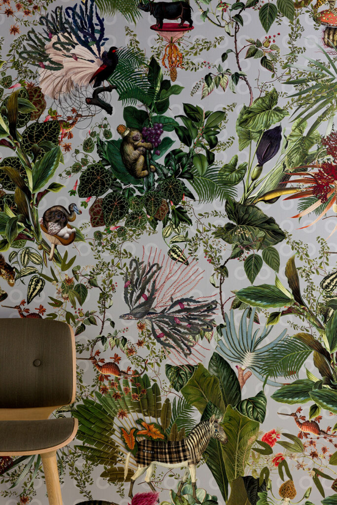 Moooi wallcovering extinct animals Menagerie of extinct animals behang in kleur Cloud (MO2073) - Interieur impressie