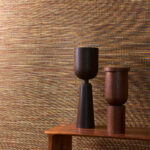 Arte Osmanthus Geloma behang in kleur Sangria Red (54562) - Interieur impressie