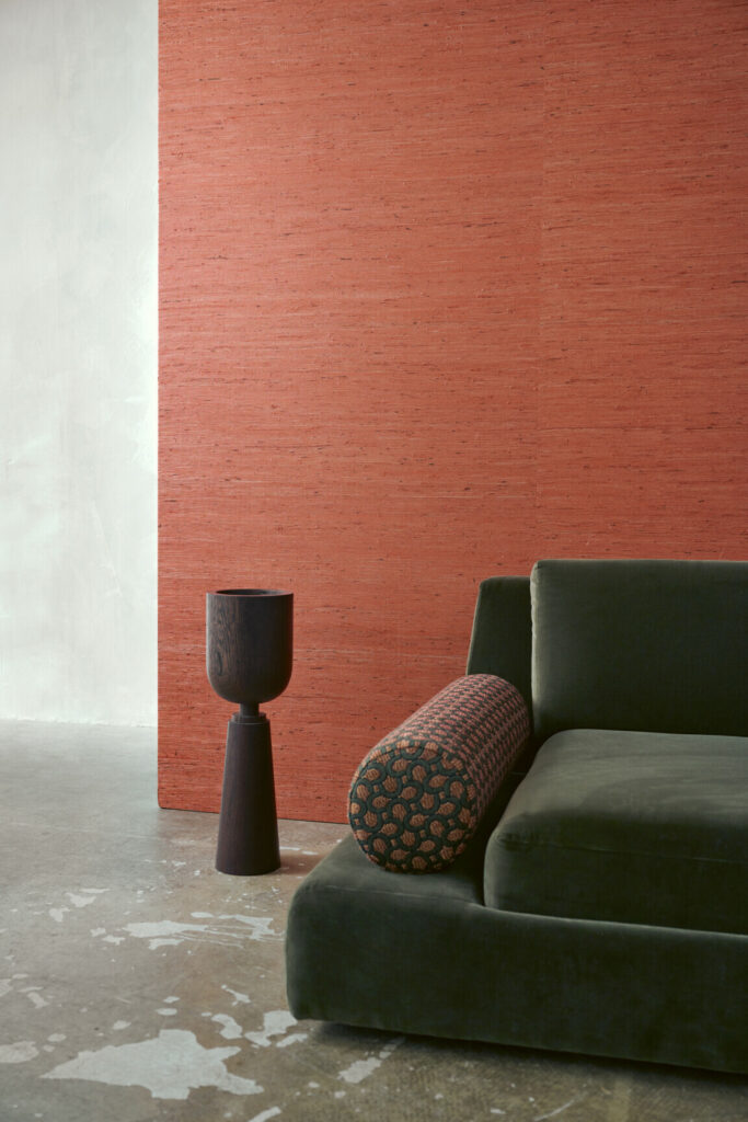 Arte Osmanthus Kudzu behang in kleur Papaya (54538) - Interieur impressie