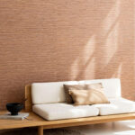 Arte Pampas Matiz behang in kleur Camel (73526) - Interieur impressie