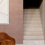 Arte Pampas Sombra behang in kleur Nutmeg (73547) - Interieur impressie