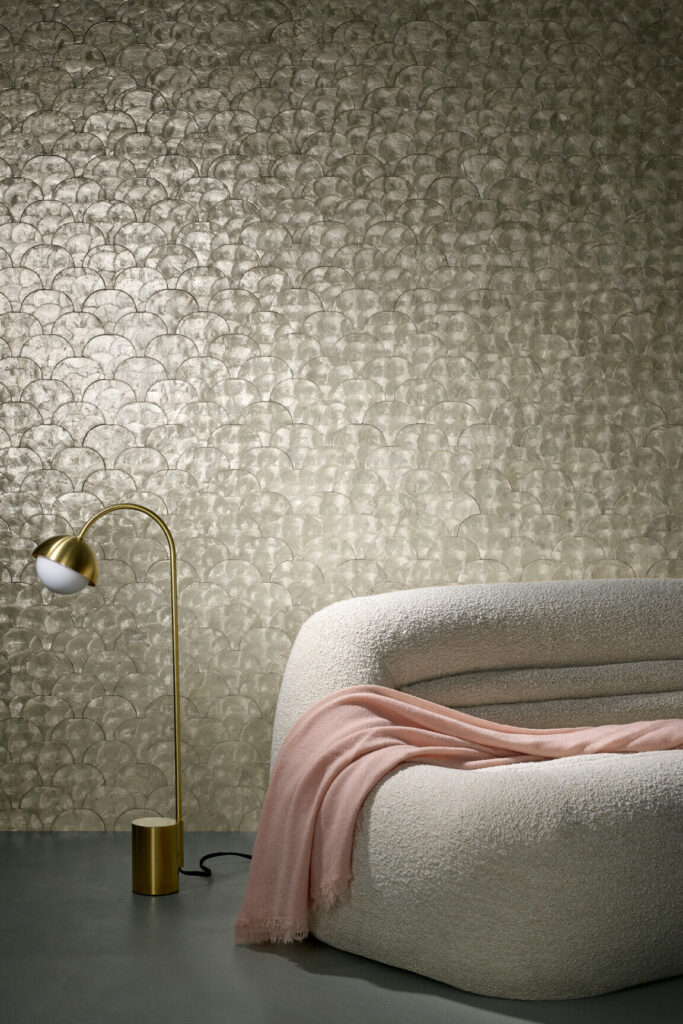 Arte Samal Camber behang in kleur Shell White (33731) - Interieur impressie