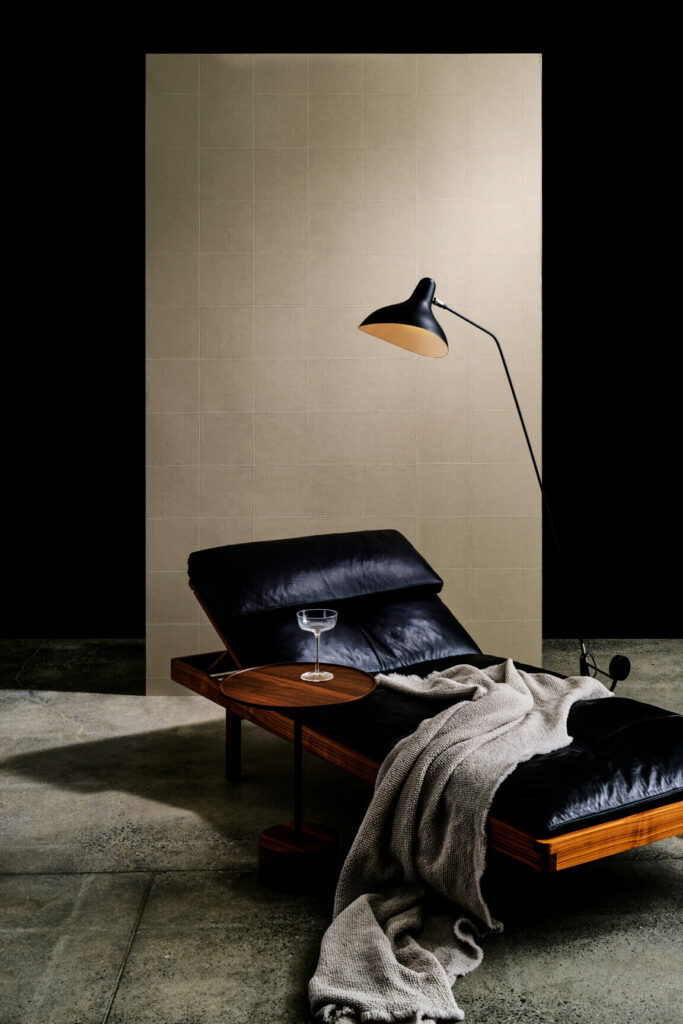 Arte Textura Campo behang in kleur Clay (21048A) - Interieur impressie