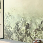 Arte Virginias garden Ferns grow behang in kleur VIR7001 (VIR7001) - Interieur impressie
