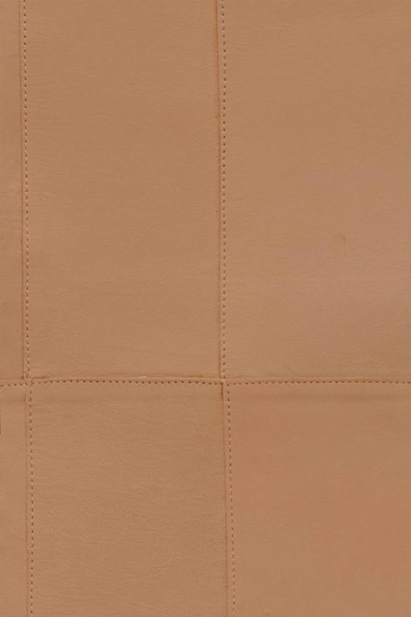 Arte Corium Paladin behang in kleur Dark Amber (27452) - Product close-up