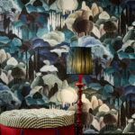 Arte Decors panoramiques Allombra dei cipressi behang in kleur Midnight Dream (97502) - Interieur impressie