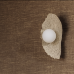 Elitis Sediment behang in kleur Un trame fondatrice (RM 1122-06) Sfeer opname