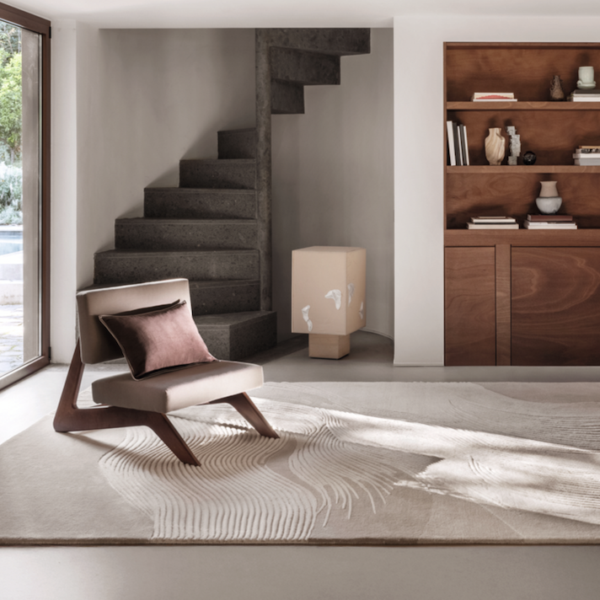 Interieur weergave van gestreept vloerkleed Elitis Hokkaido TA 141-03-05